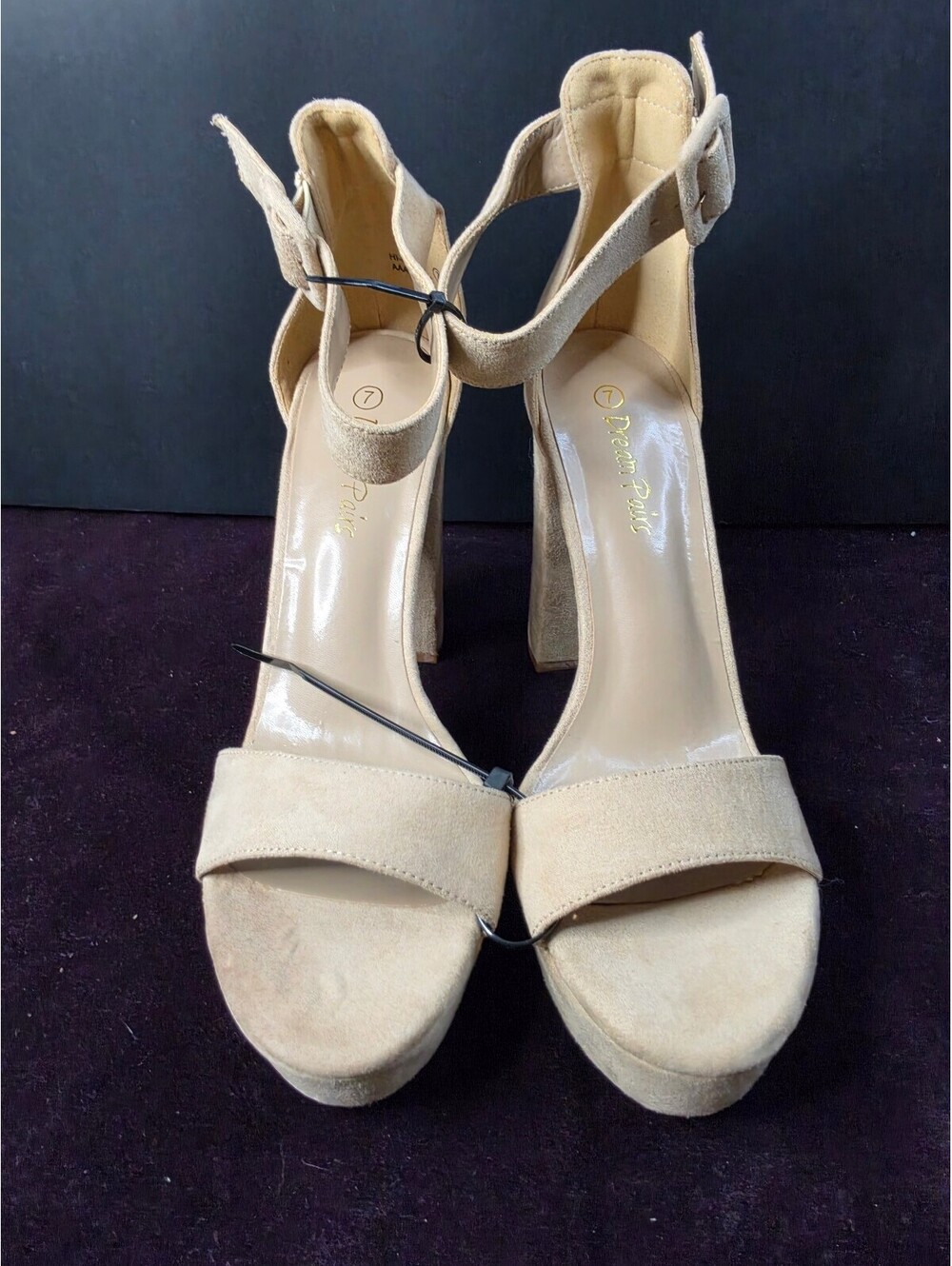 Dream Pairs Beige Suede Platform Block Heel Sandals Size 7